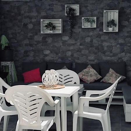 Apartamento Yale Tías Esterno foto