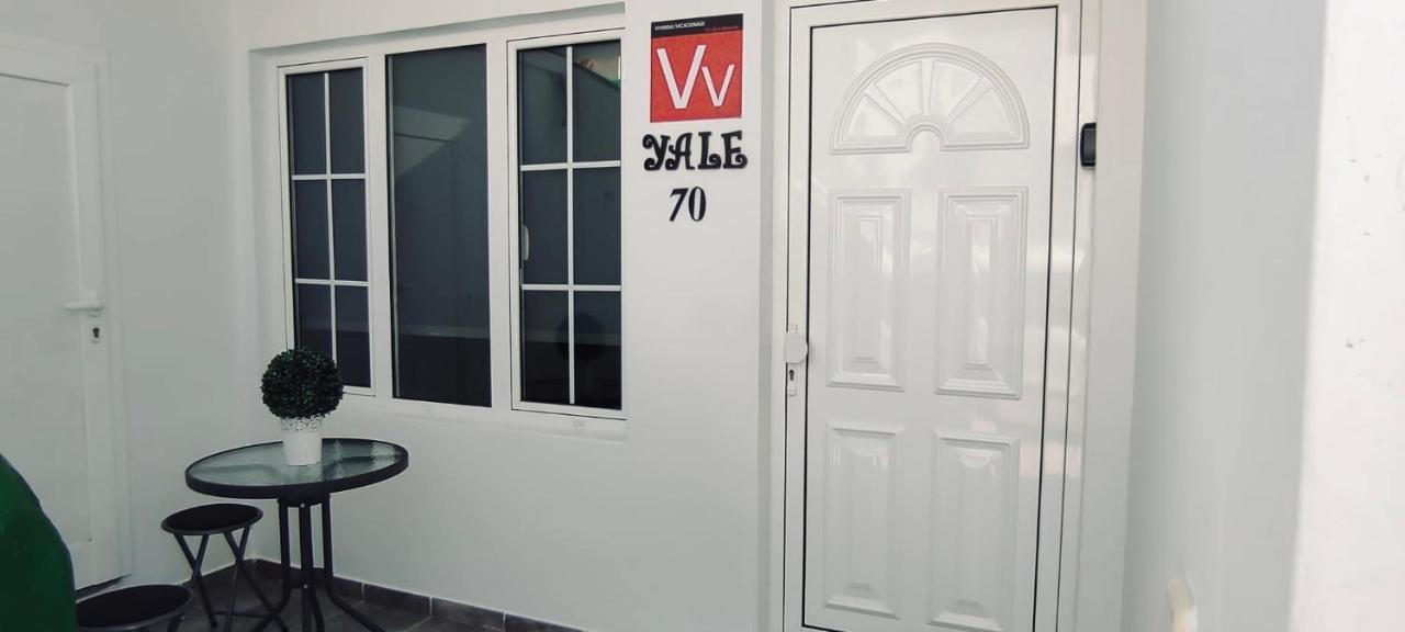 Apartamento Yale Tías Esterno foto